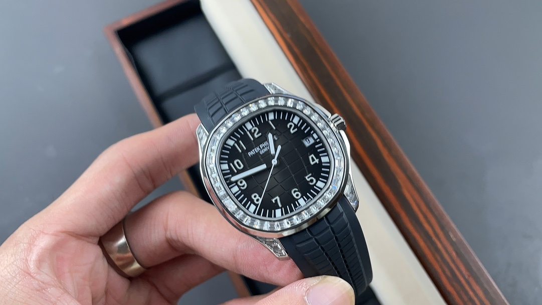 Patek Philippe Aquanaut Diamond