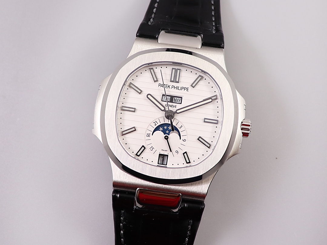 Patek Philippe Nautilus Diamond 5726