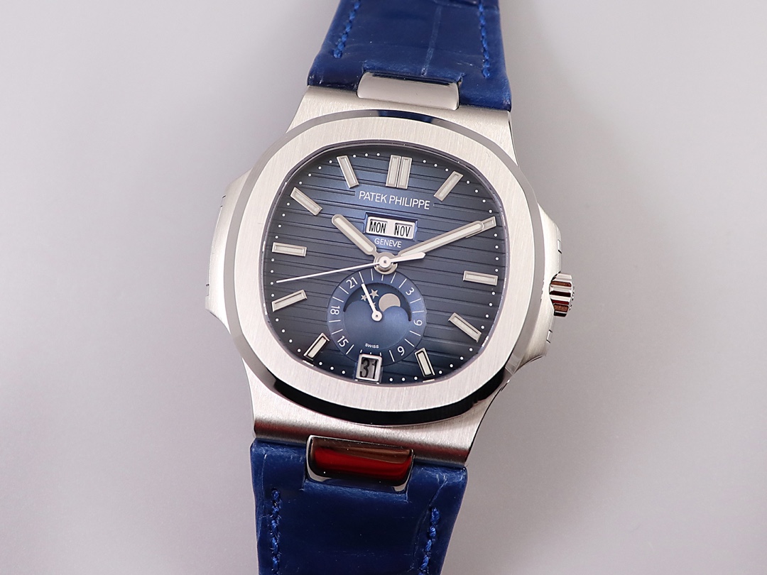 Patek Philippe Nautilus Diamond 5726