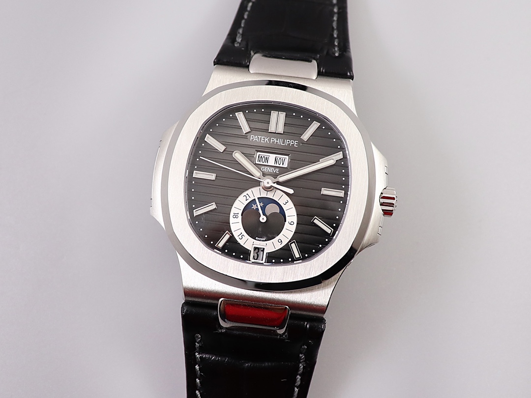 Patek Philippe Nautilus Diamond 5726