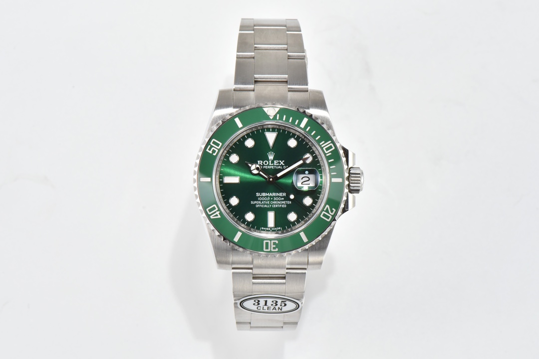 Rolex Submariner Green 116610 CLEAN