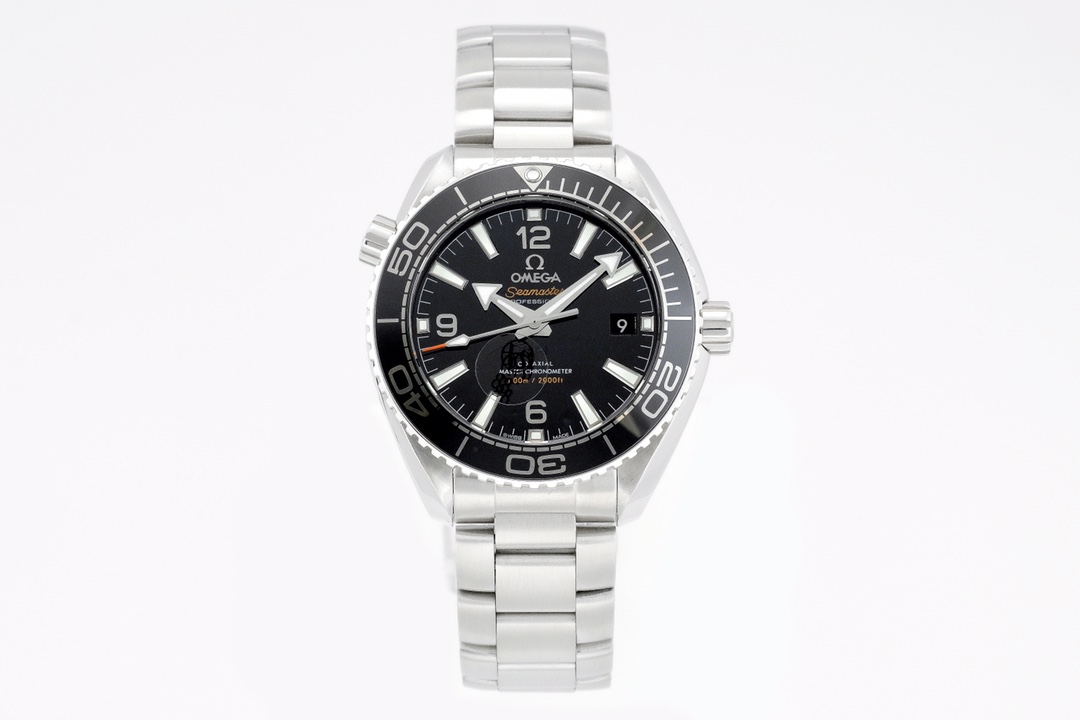 Omega Seamaster Black 39.5mm VS