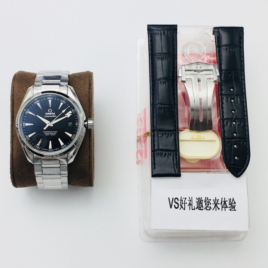 Omega Seamaster White 2020 41.5mm VS