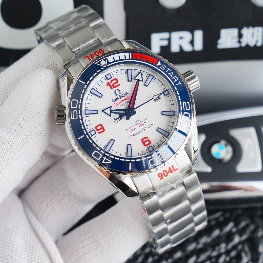 Omega Seamaster White 2020