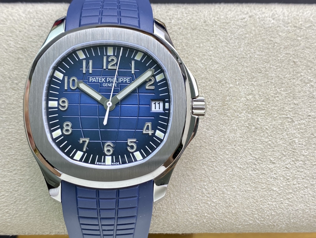 Patek Philippe Aquanaut Blue 5167R 40mm