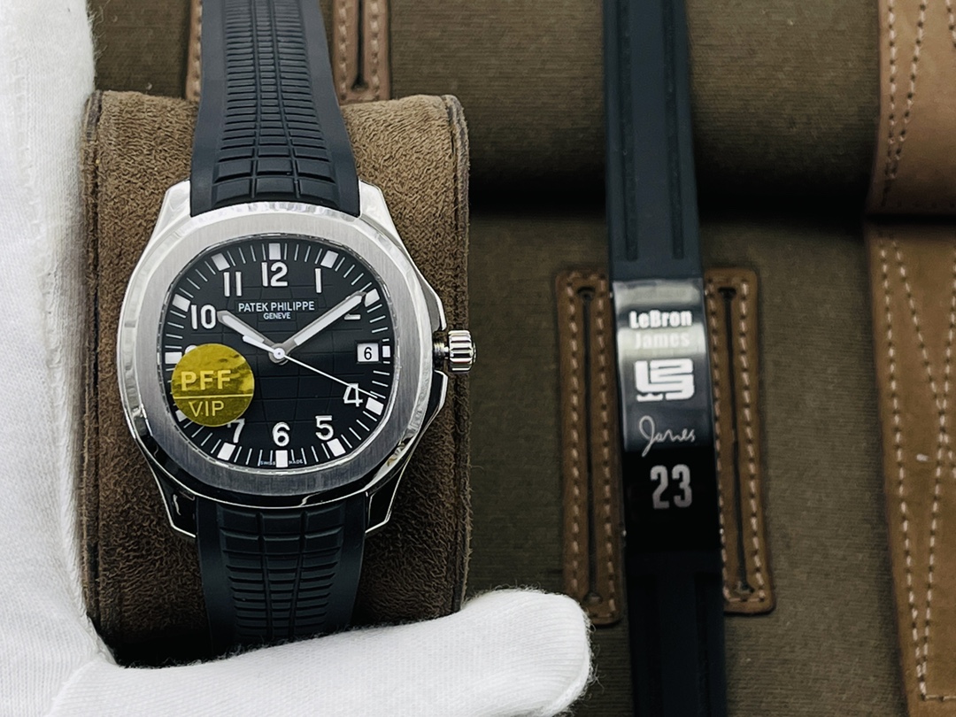 Patek Philippe Aquanaut Blue 5168 40mm