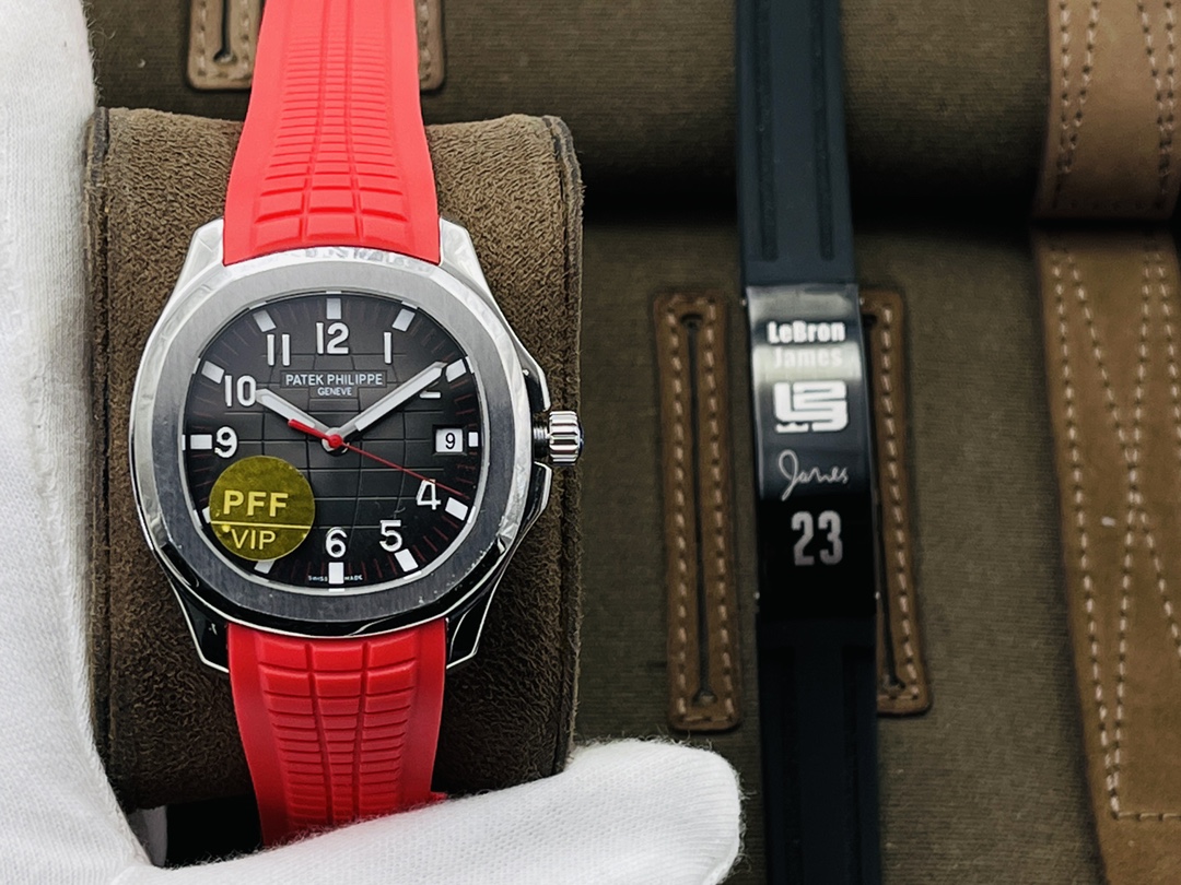 Patek Philippe Aquanaut Blue 5168 40mm