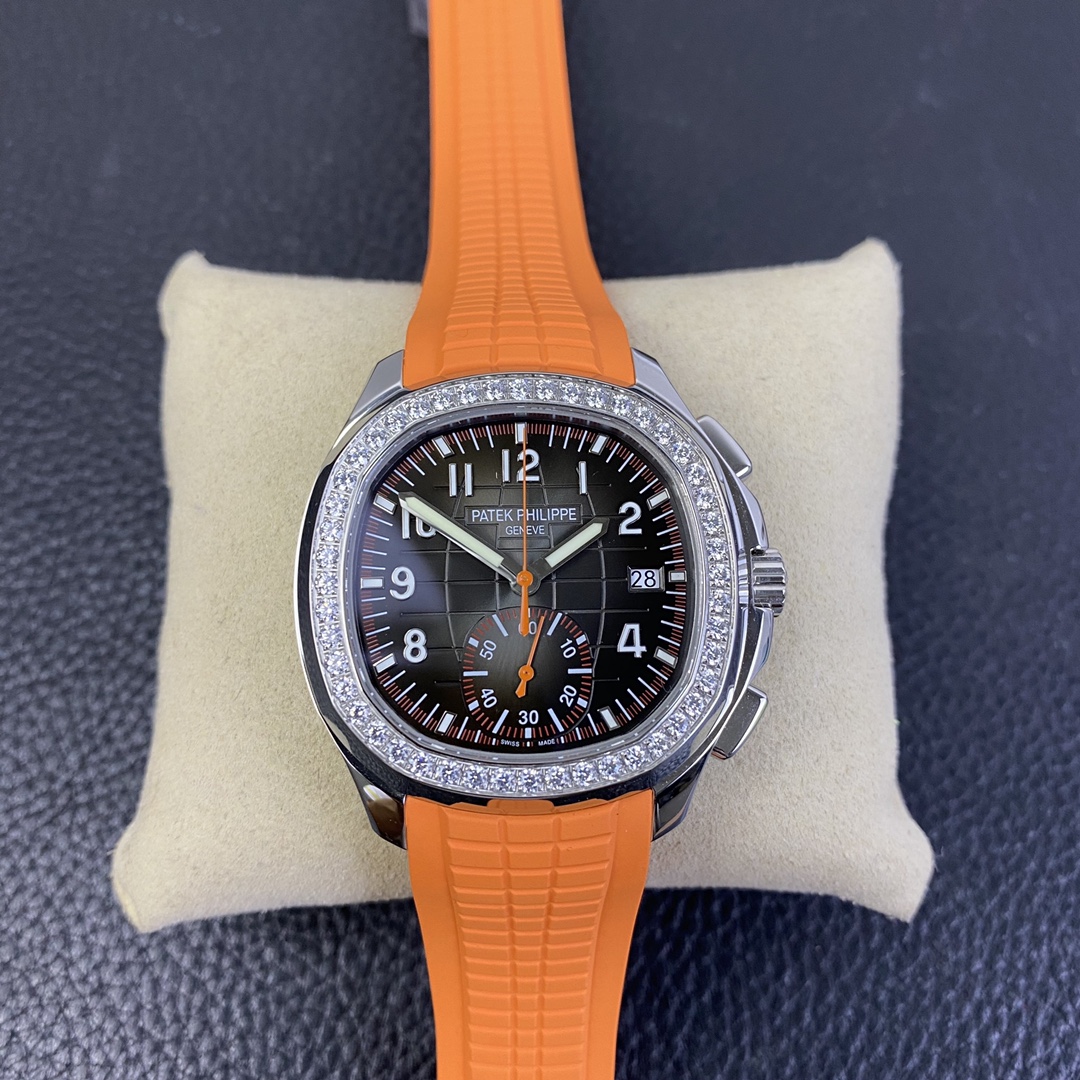 Patek Philippe Aquanaut Black