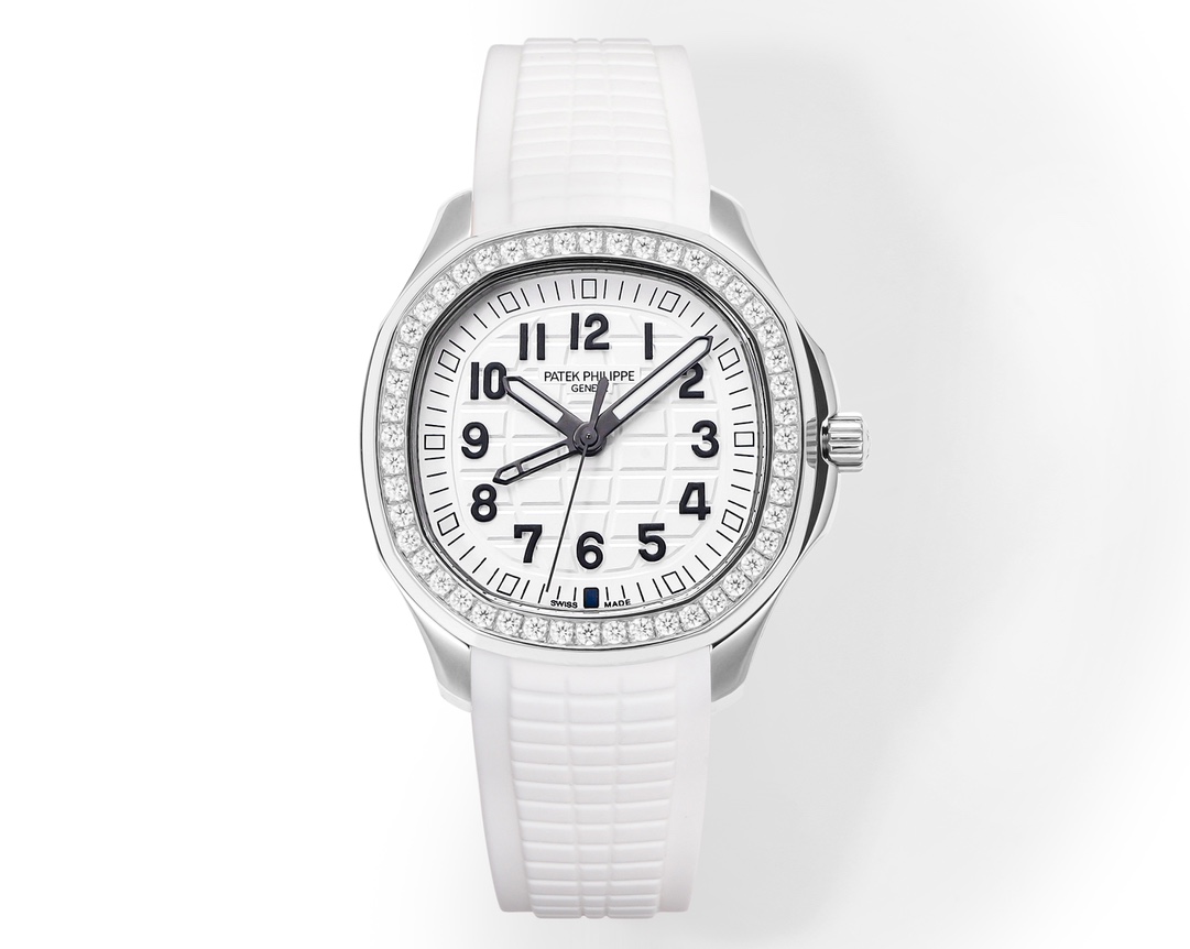 Patek Philippe Aquanaut Diamond 9015 38.8mm