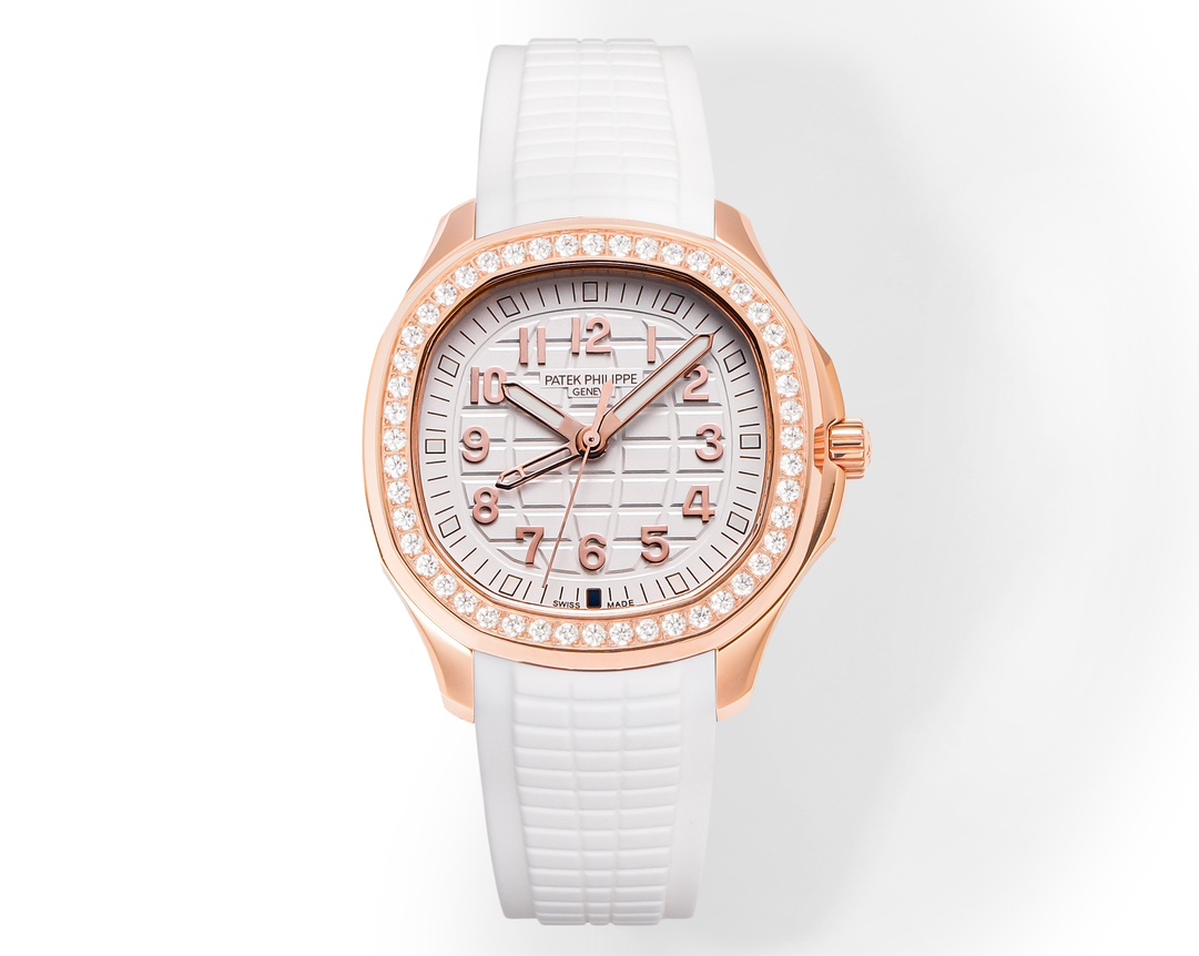 Patek Philippe Aquanaut Diamond 9015 38.8mm