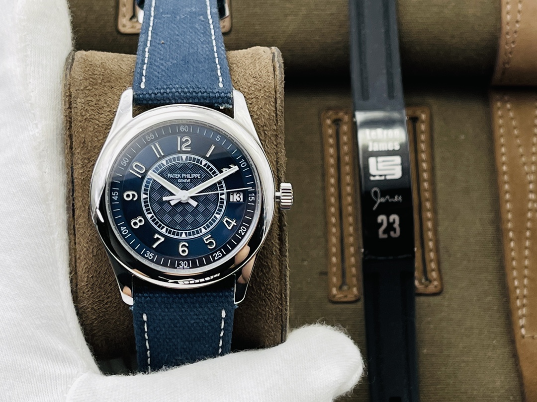 Patek Philippe Calatrava Blue 2021 40mm