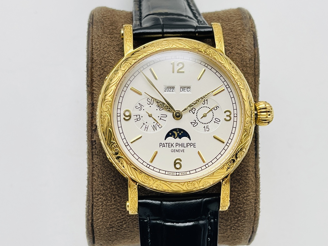 Patek Philippe Calatrava Watch 5916