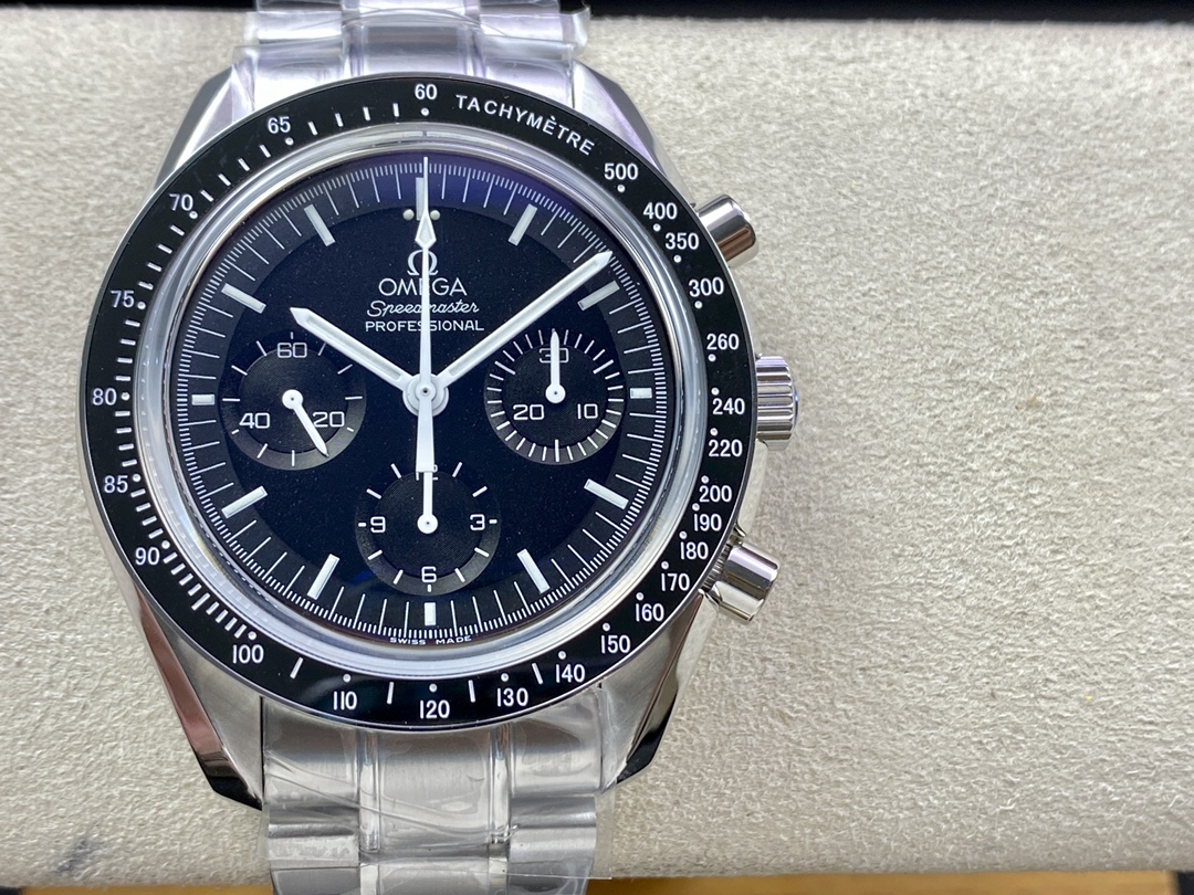 Omega Speedmaster 9300 44mm TW