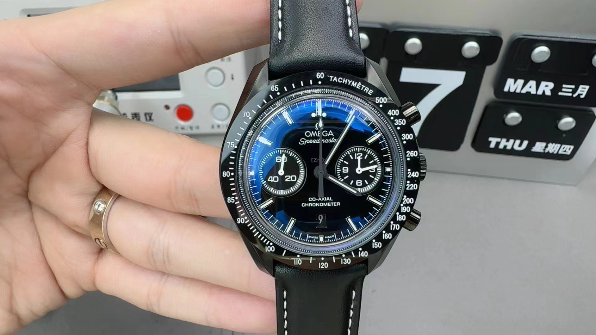 Omega Speedmaster Black