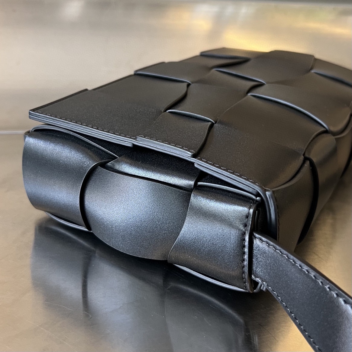 Bottega Veneta Cassette 755161 23×15×6cm