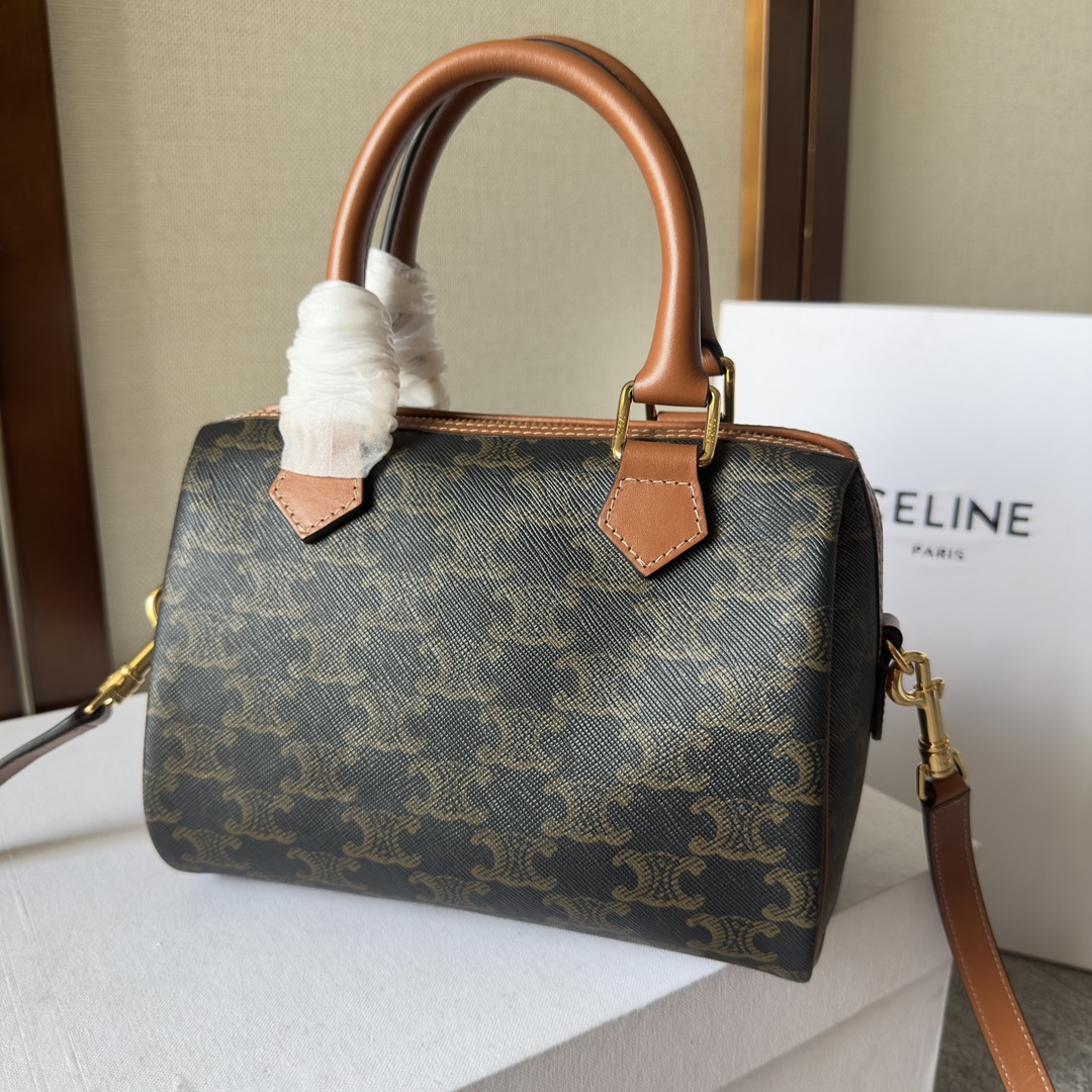 Celine Triomphe 197582 19.5×14×7.5cm