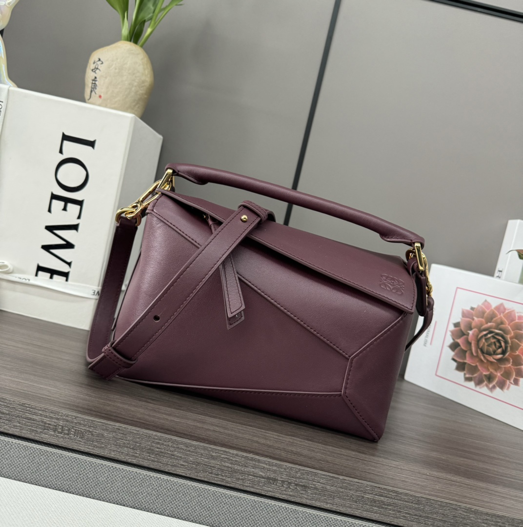 Loewe Puzzle 062324 24×10.5×16CM
