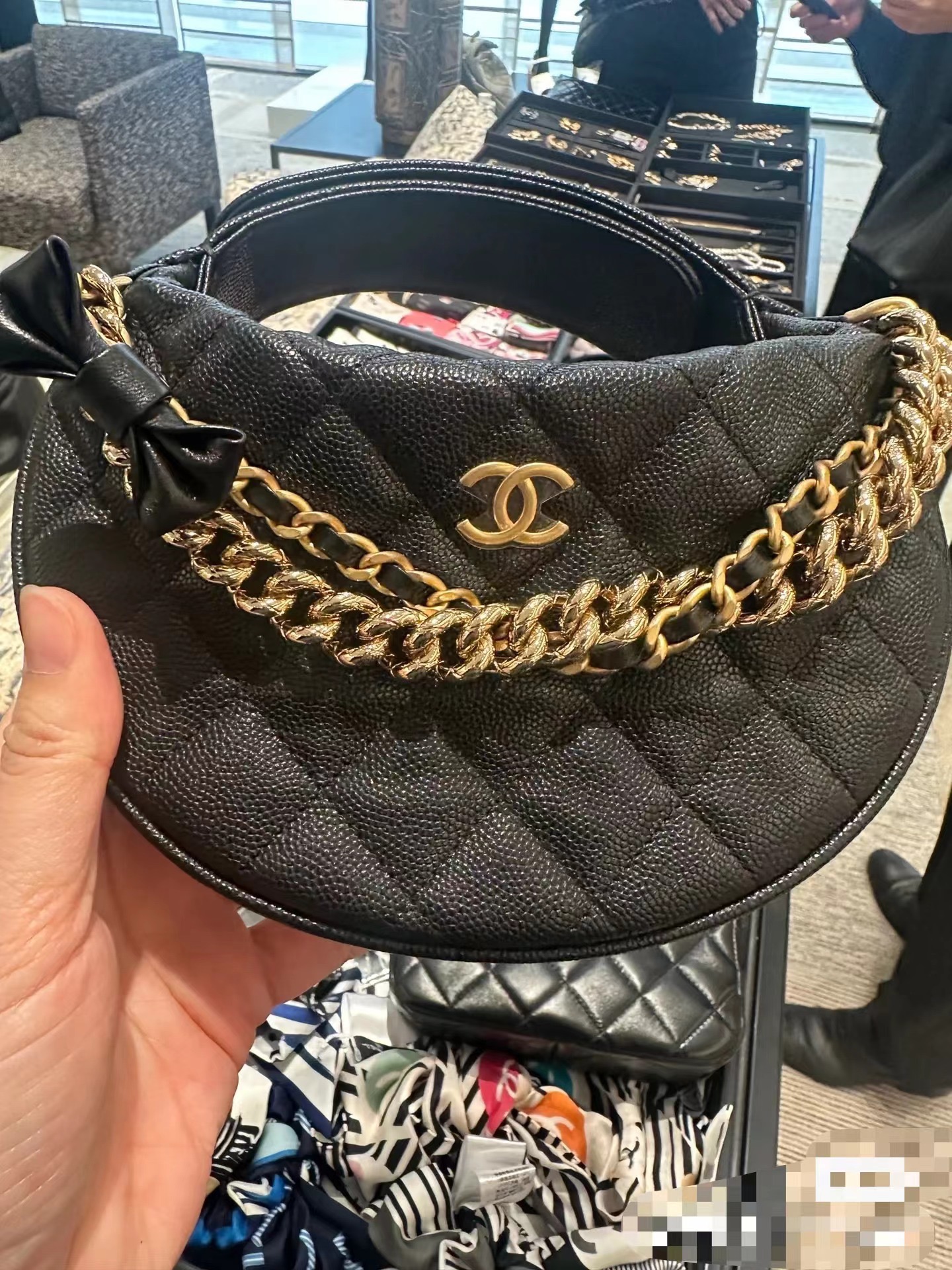 Chanel Black Bag 0666