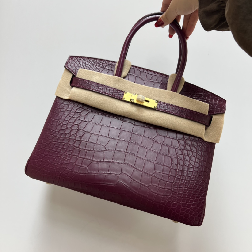 Hermes Birkin Red