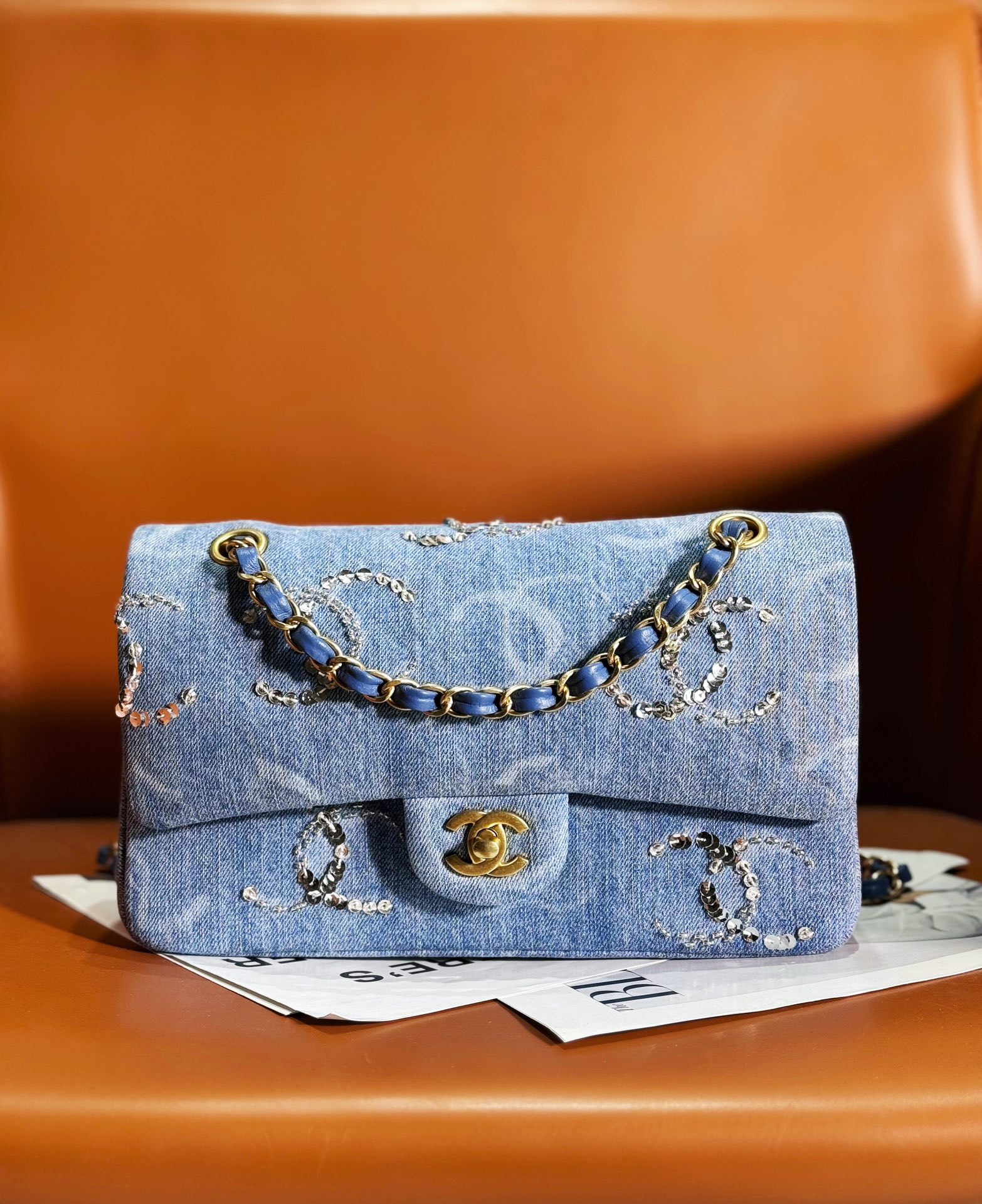 Chanel Classic Flap Grey 15.5×25.5×6.5cm