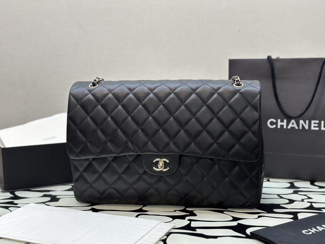 Chanel Classic Flap 40×26×12cm