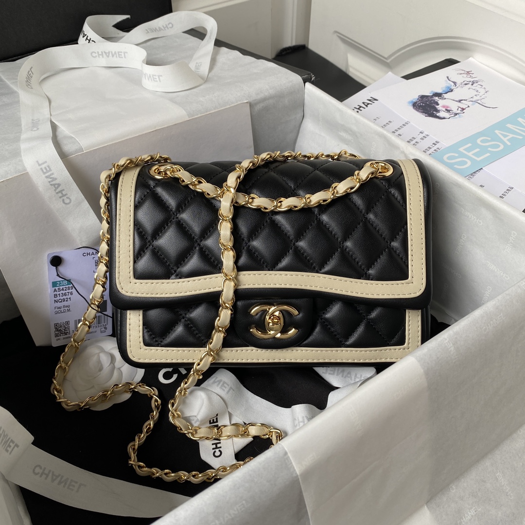 Chanel Classic Flap Black 16×23×6cm