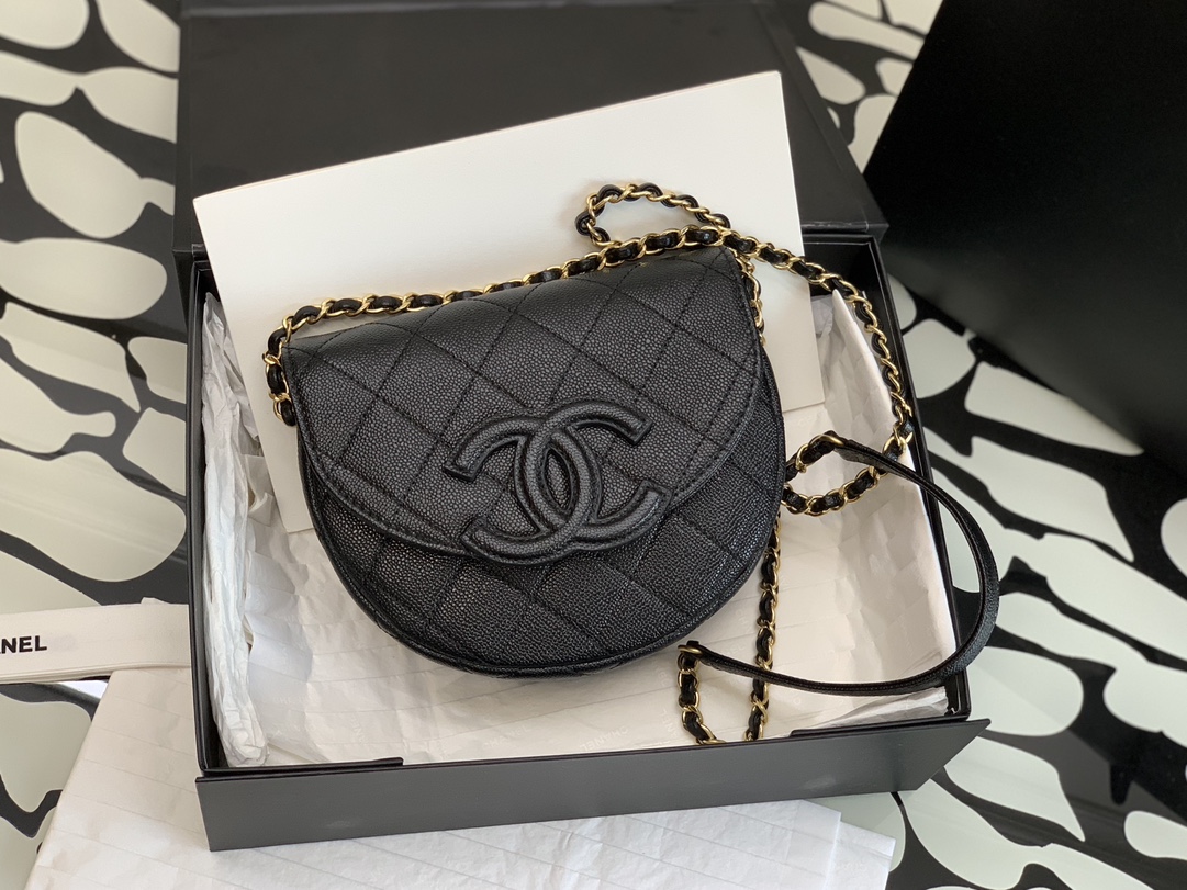 Chanel Saddle 19×16×7cm