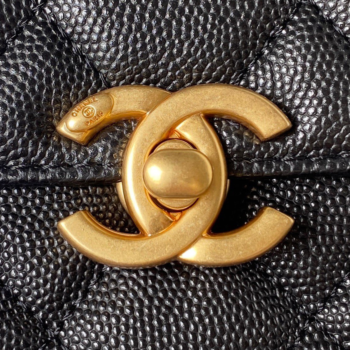 Chanel Classic Flap Gold 14.5×22×8cm