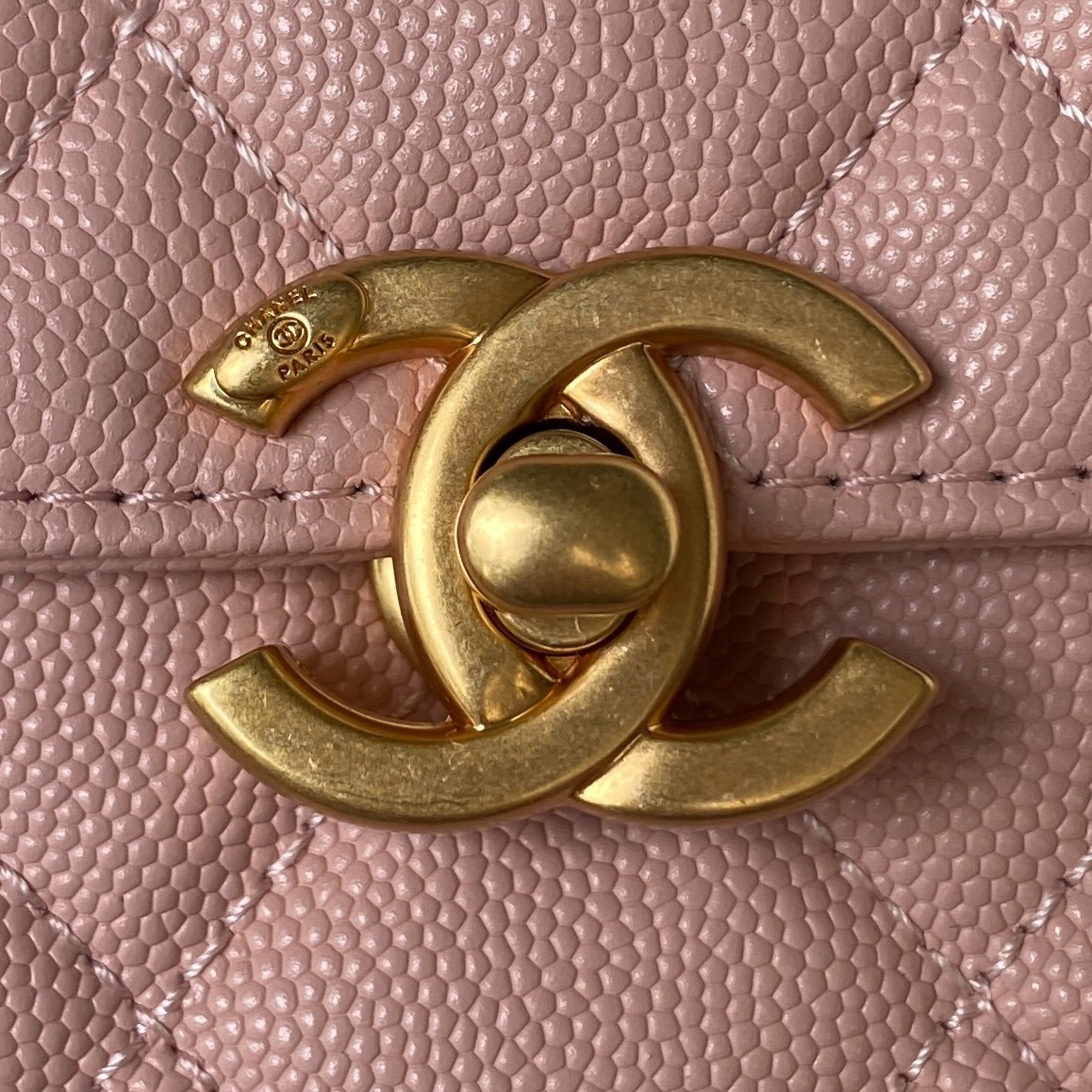 Chanel Classic Flap Gold 14.5×22×8cm