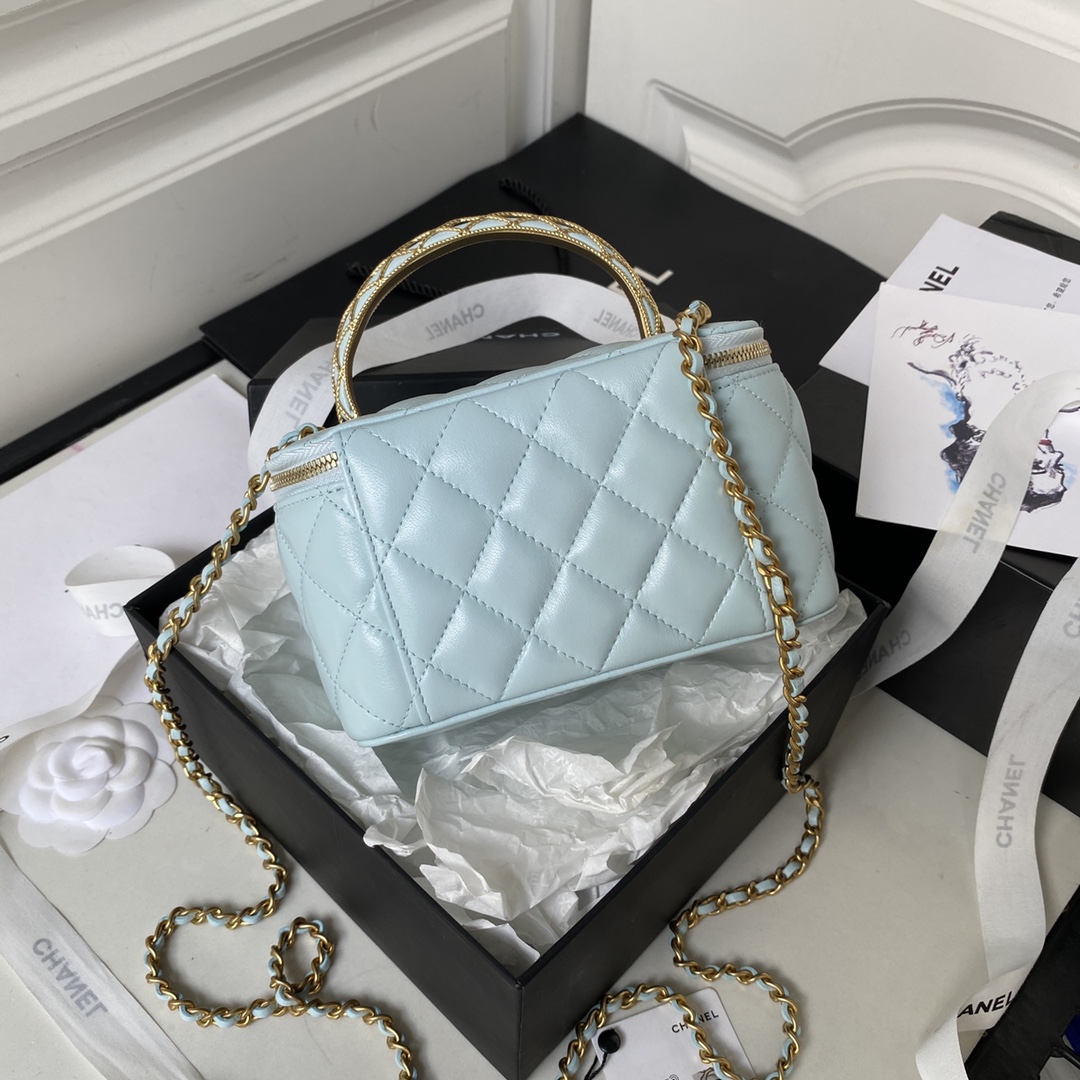Chanel Gold Bag 1046