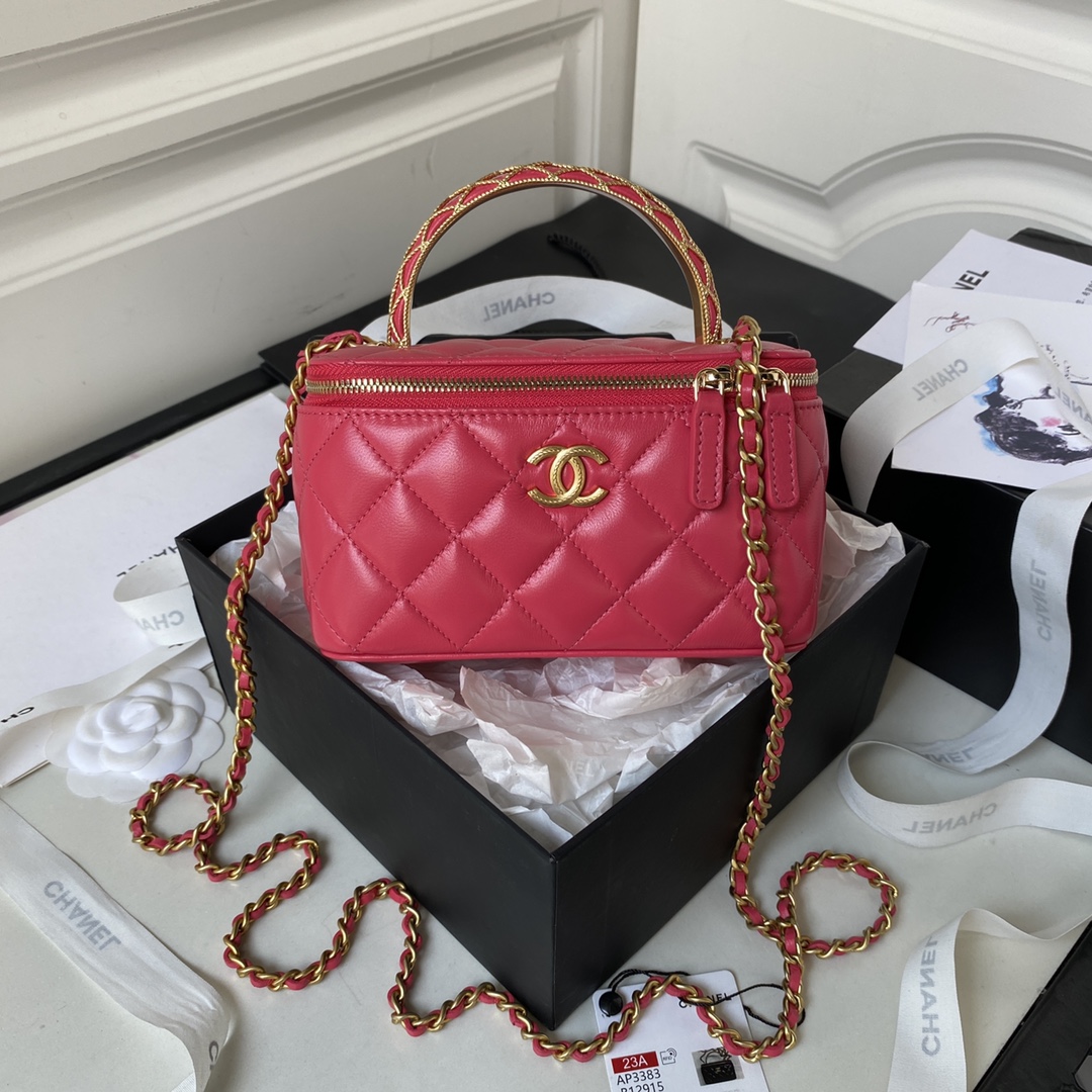 Chanel Gold Bag 1047