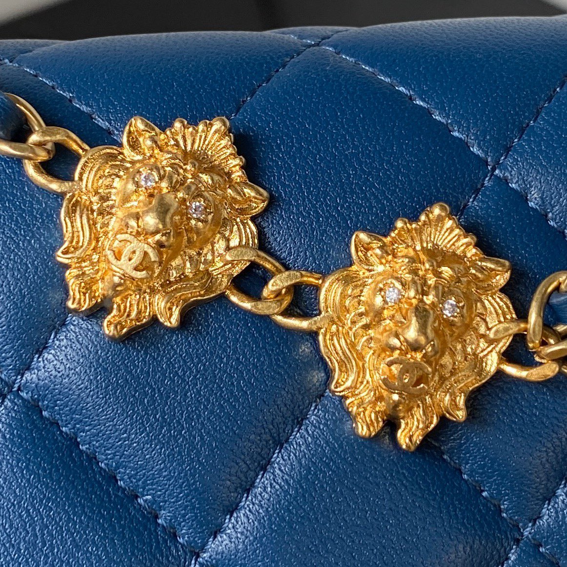 Chanel Gold Bag 1083