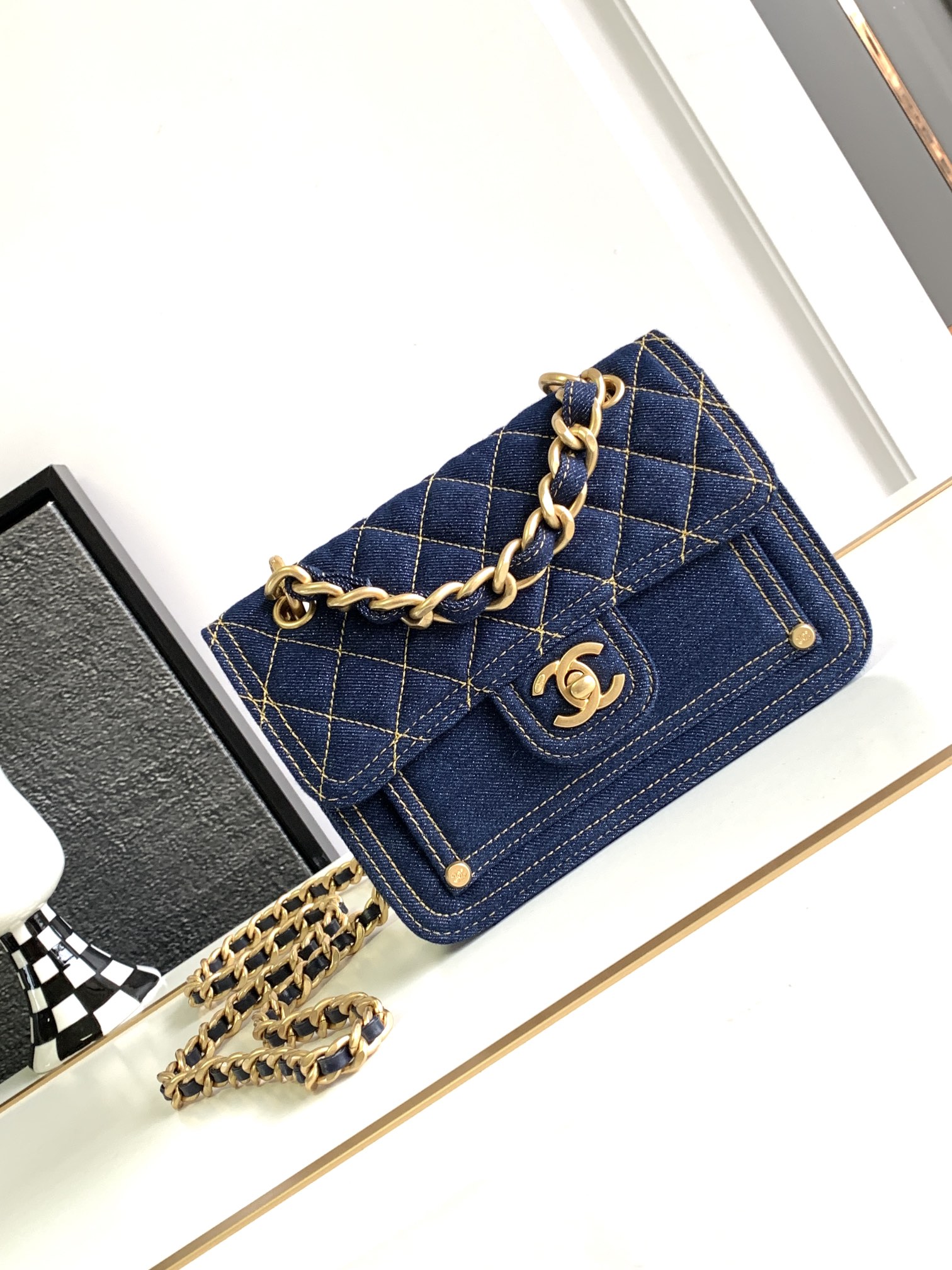 Chanel Black Bag 1105