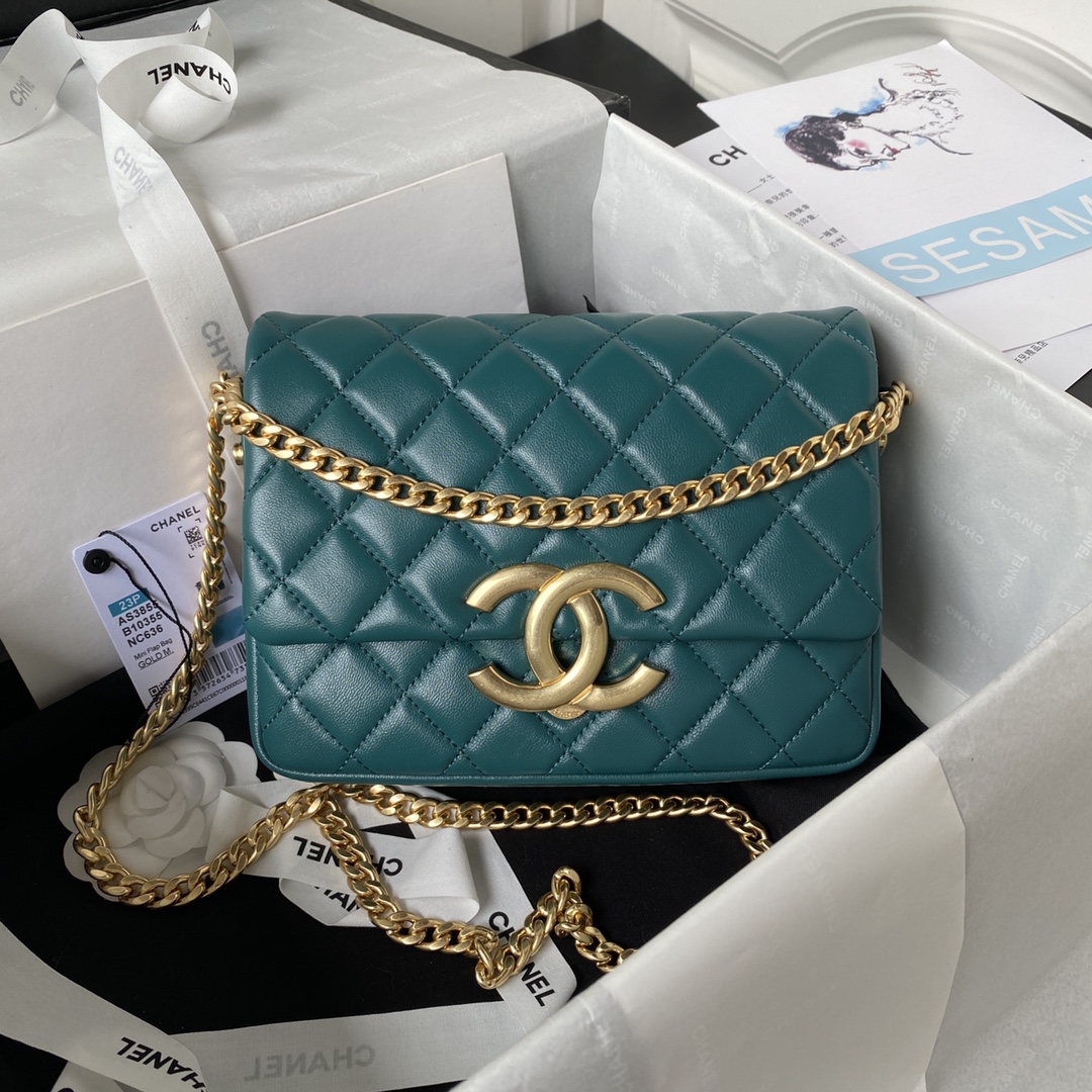 Chanel Black 14.5×20×6cm