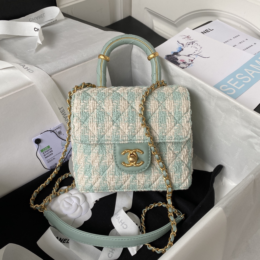 Chanel Gold 15×15.5×7.5cm