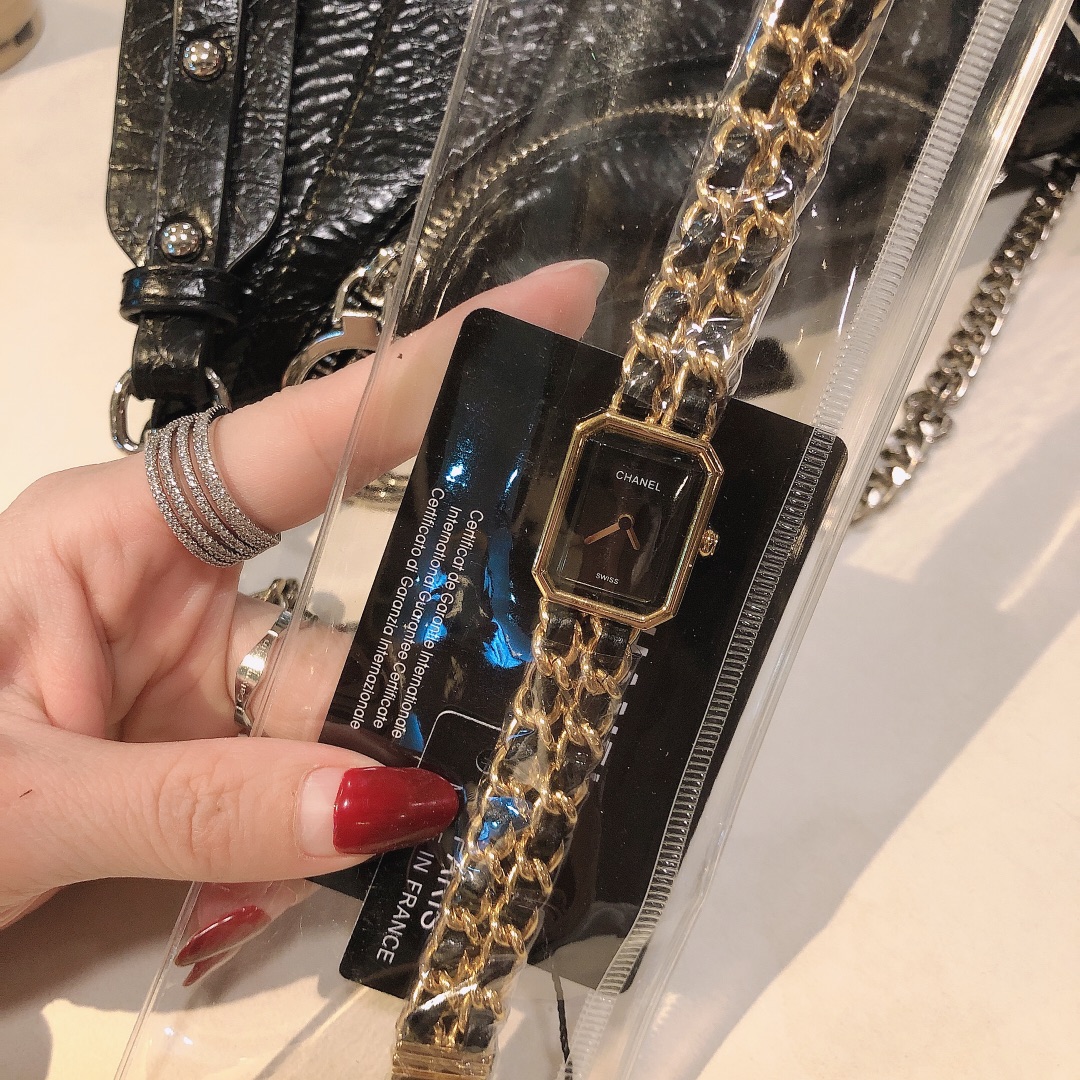 Chanel Black 15.5mm