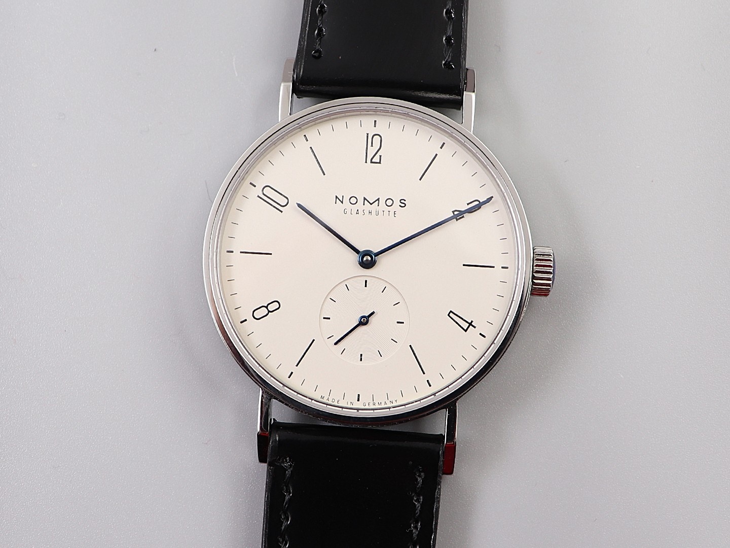 Nomos Blue 5001 38.3mm