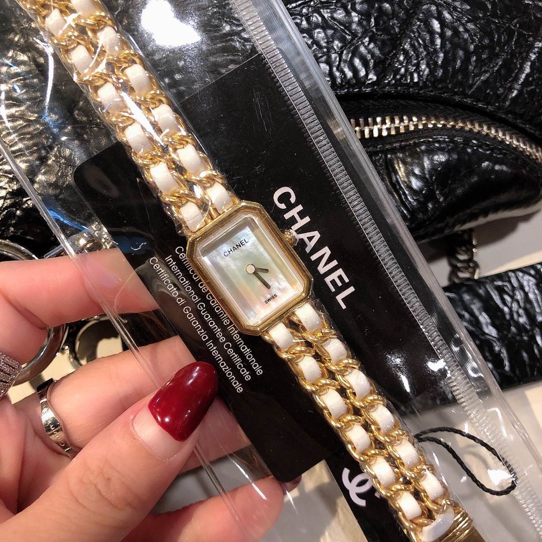 Chanel Black 15.5mm