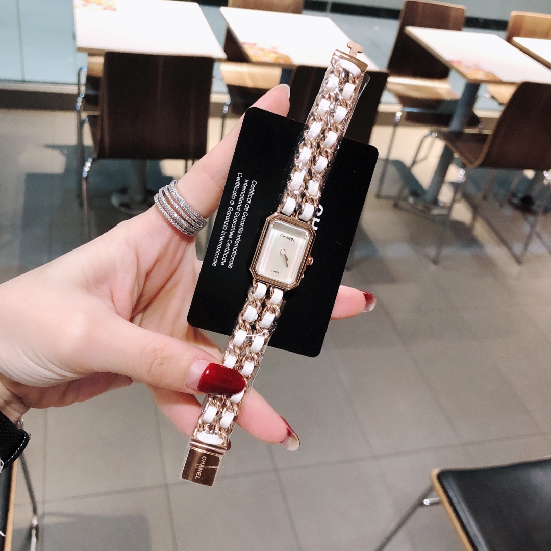 Chanel Black 15.5mm