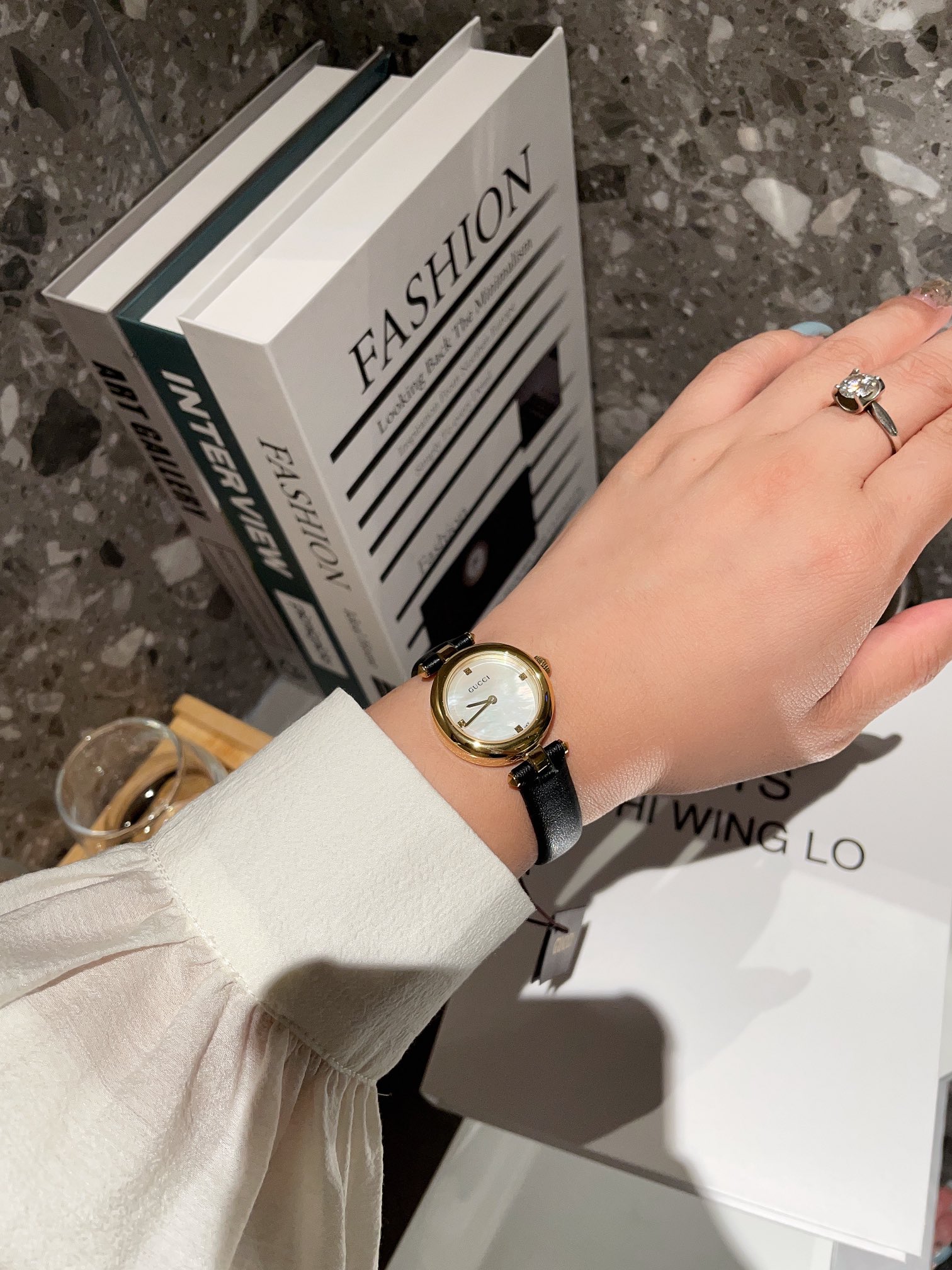Gucci Black 27mm