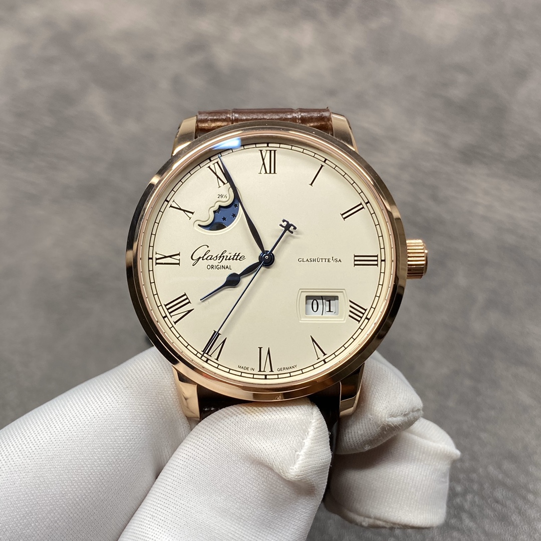 Glashutte Original 40mm Watch 2567