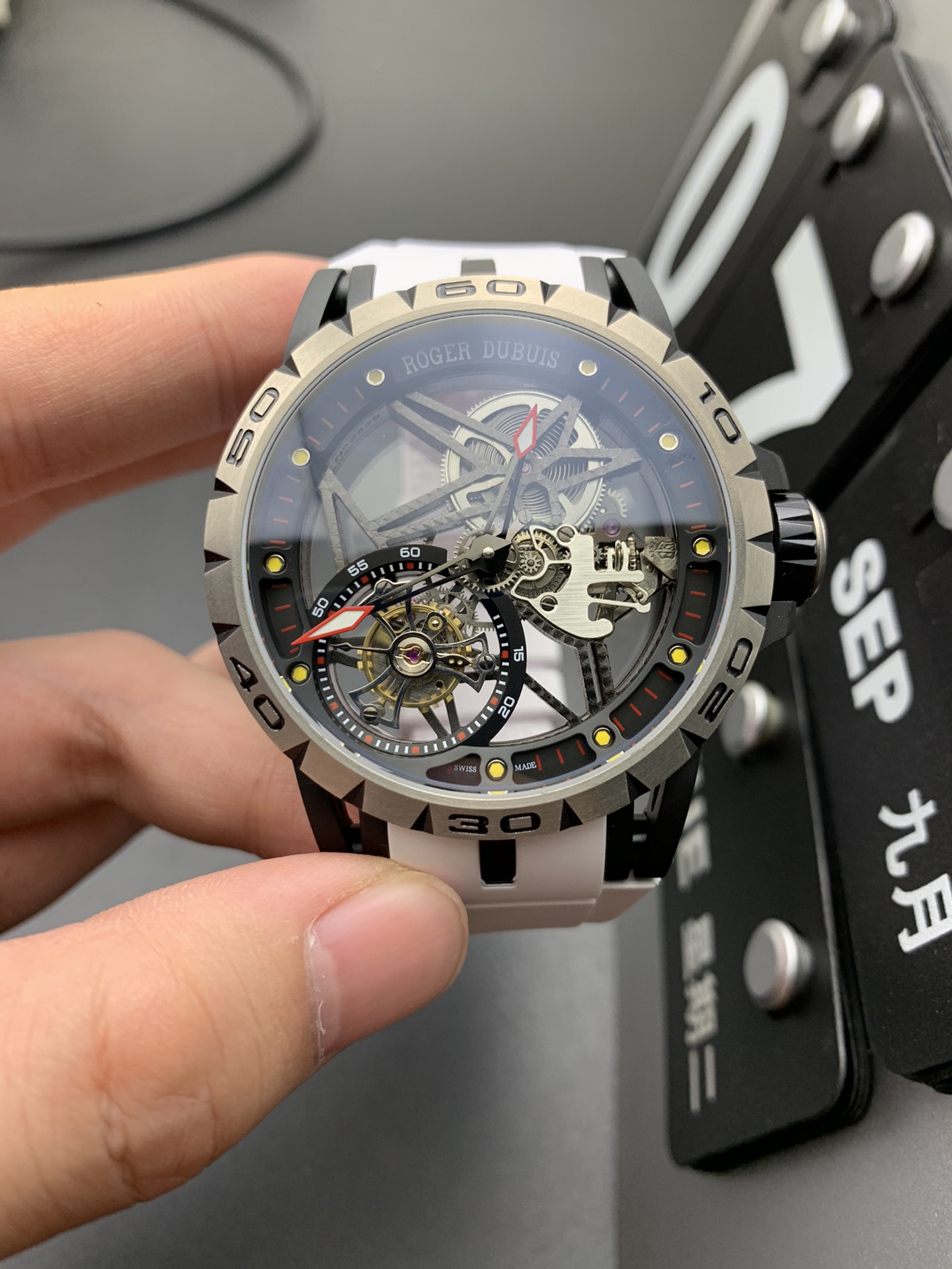 Roger Dubuis Watch 0307