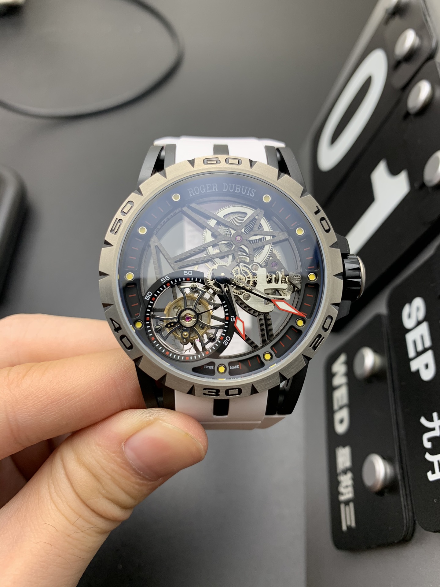 Roger Dubuis Watch 0309
