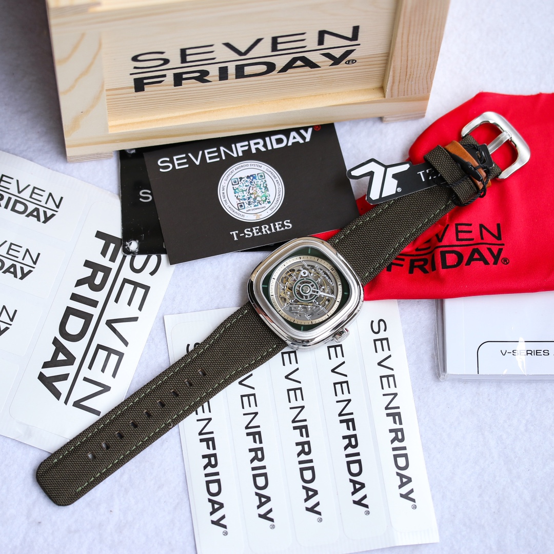 SevenFriday Watch 6610