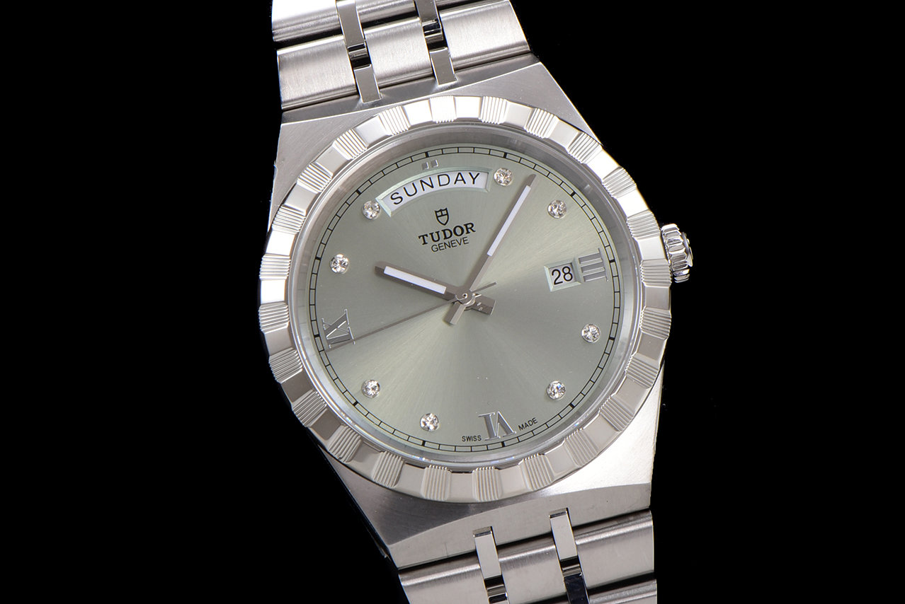 Tudor Blue 2834 41mm V7