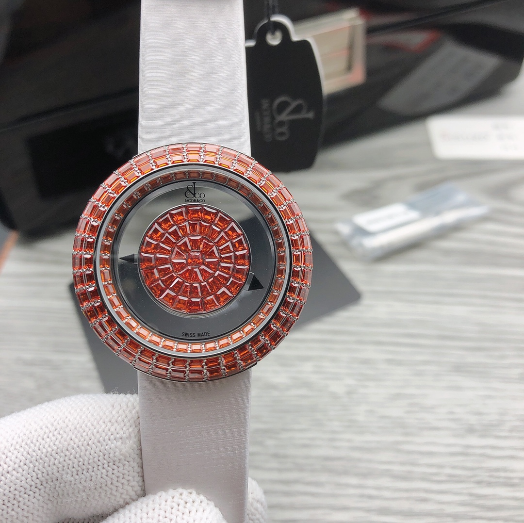 Jacob & Co. Diamond 1042 38mm