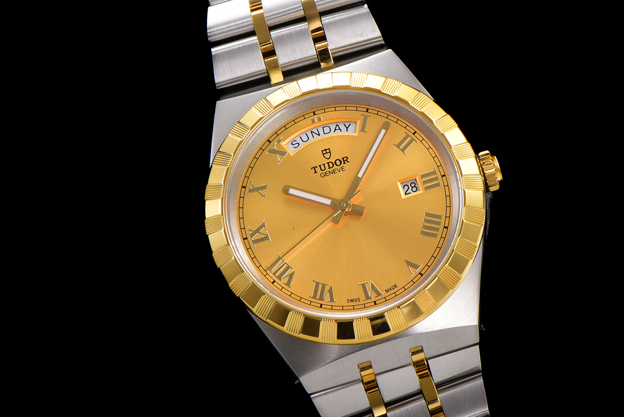 Tudor Blue 2834 41mm V7