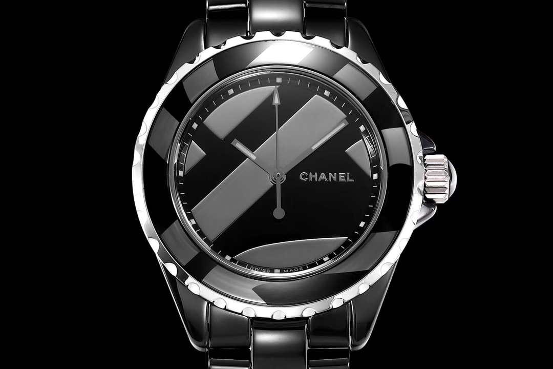 Chanel Black 1200 38mm