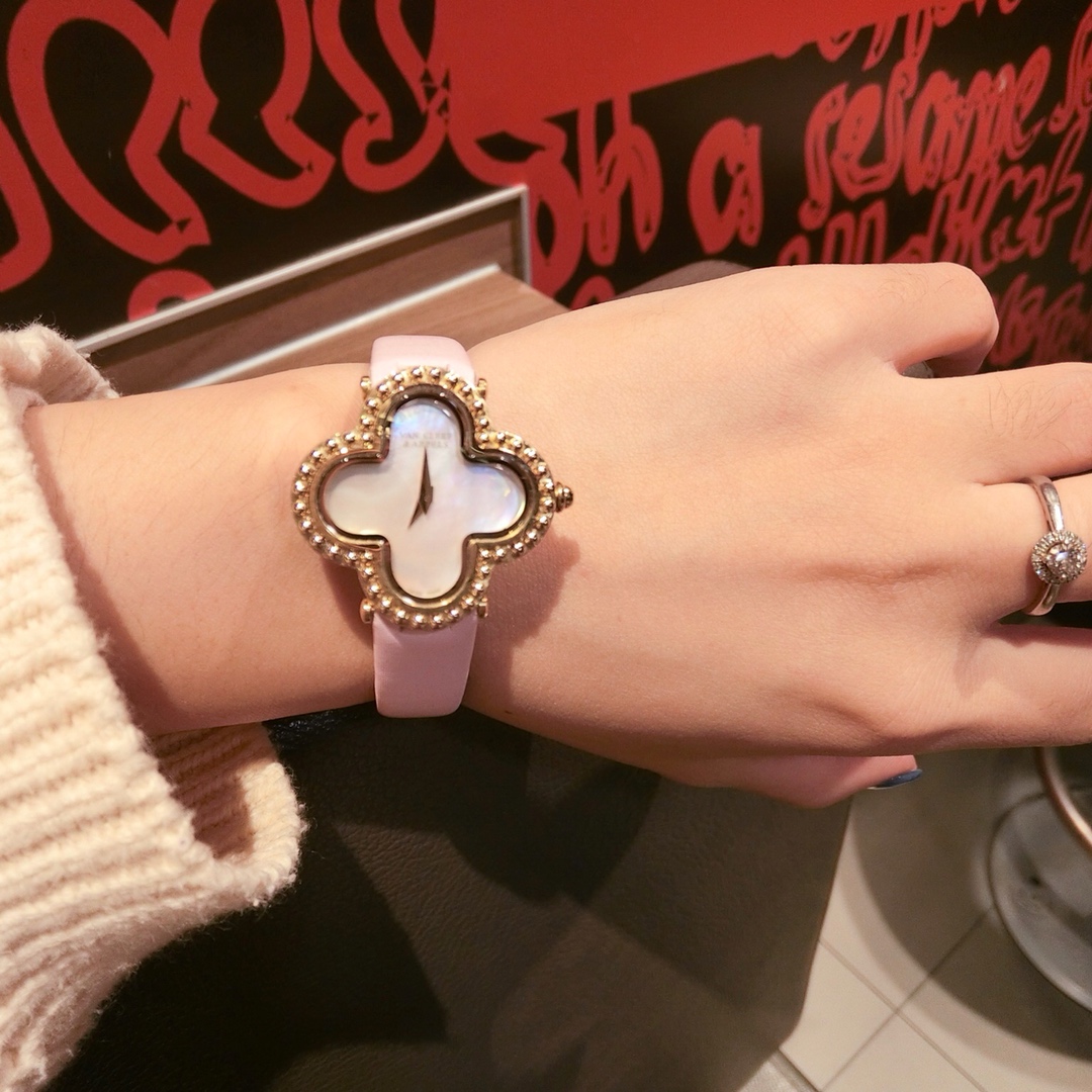 Van Cleef & Arpels Green 30mm