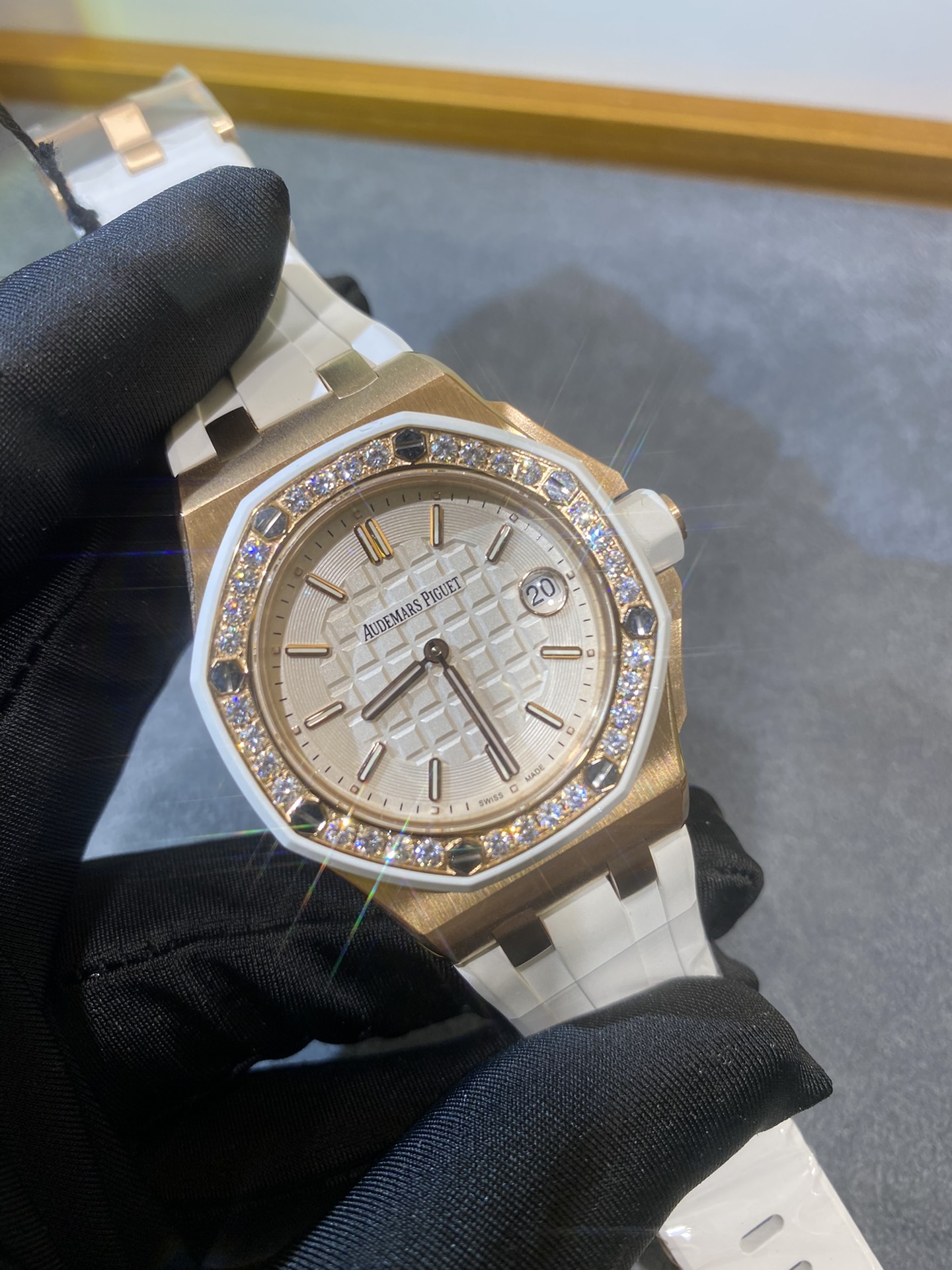 Audemars Piguet Diamond Watch 0709